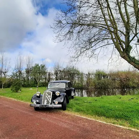 Holiday home Etang De La Bibardiere